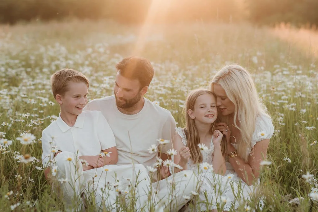 Cheltenham-outdoor-family-photographer-Morrow-88.jpg