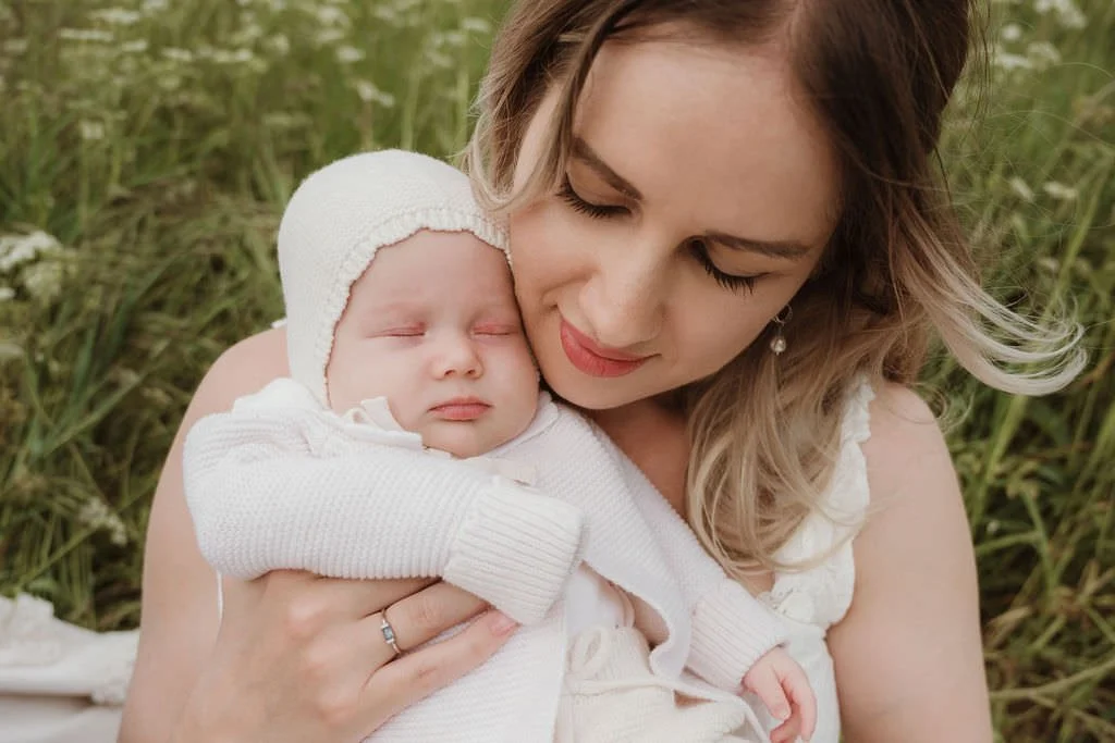 Cheltenham-newborn-photographer-reeves-71.jpg