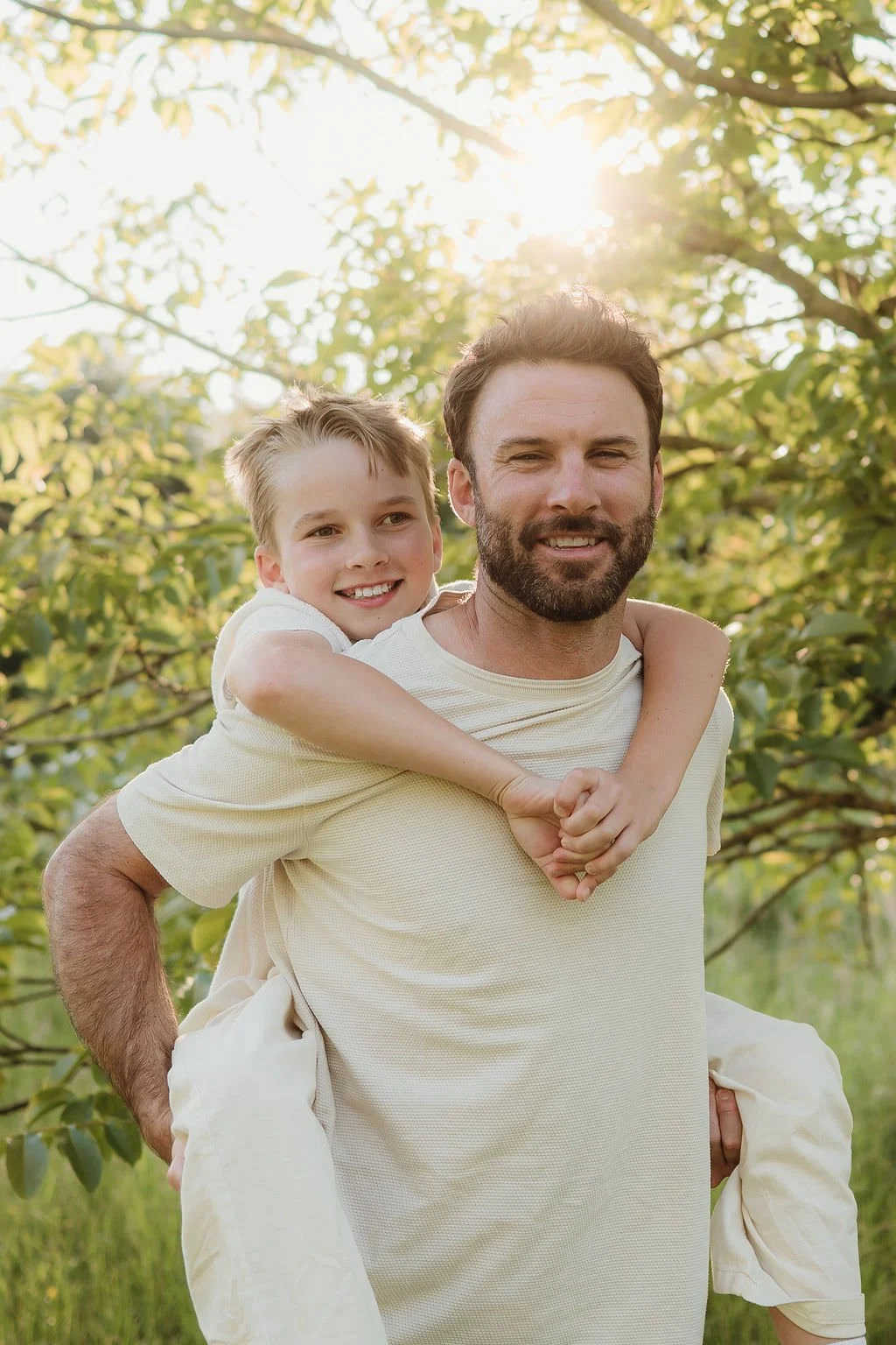 Cheltenham-outdoor-family-photographer-Morrow-18.jpg