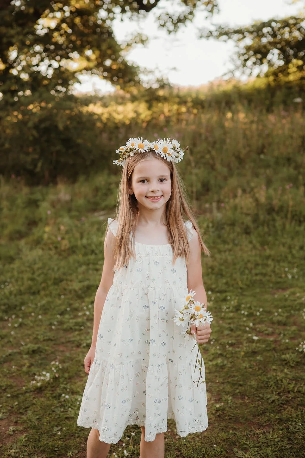 Cheltenham-outdoor-family-photographer-Morrow-46.jpg