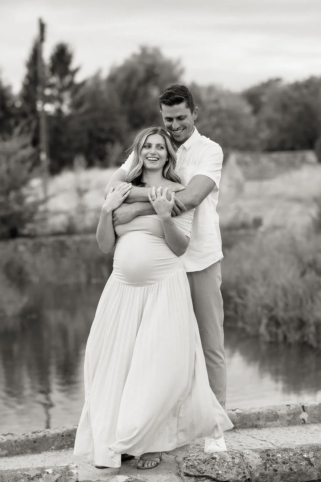 Cotswolds-outdoor-maternity-photographer-R&B-53.jpg