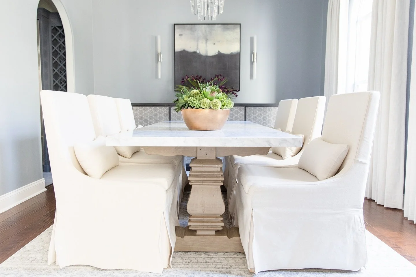 We&rsquo;re reframing Fridays over here. ✨ Instead of rushing to the weekend, we&rsquo;re leaning into the ritual of slowing down, glowing up, and savoring the spaces we get to create.

As the holiday season creeps in (with all its sparkle and chaos)