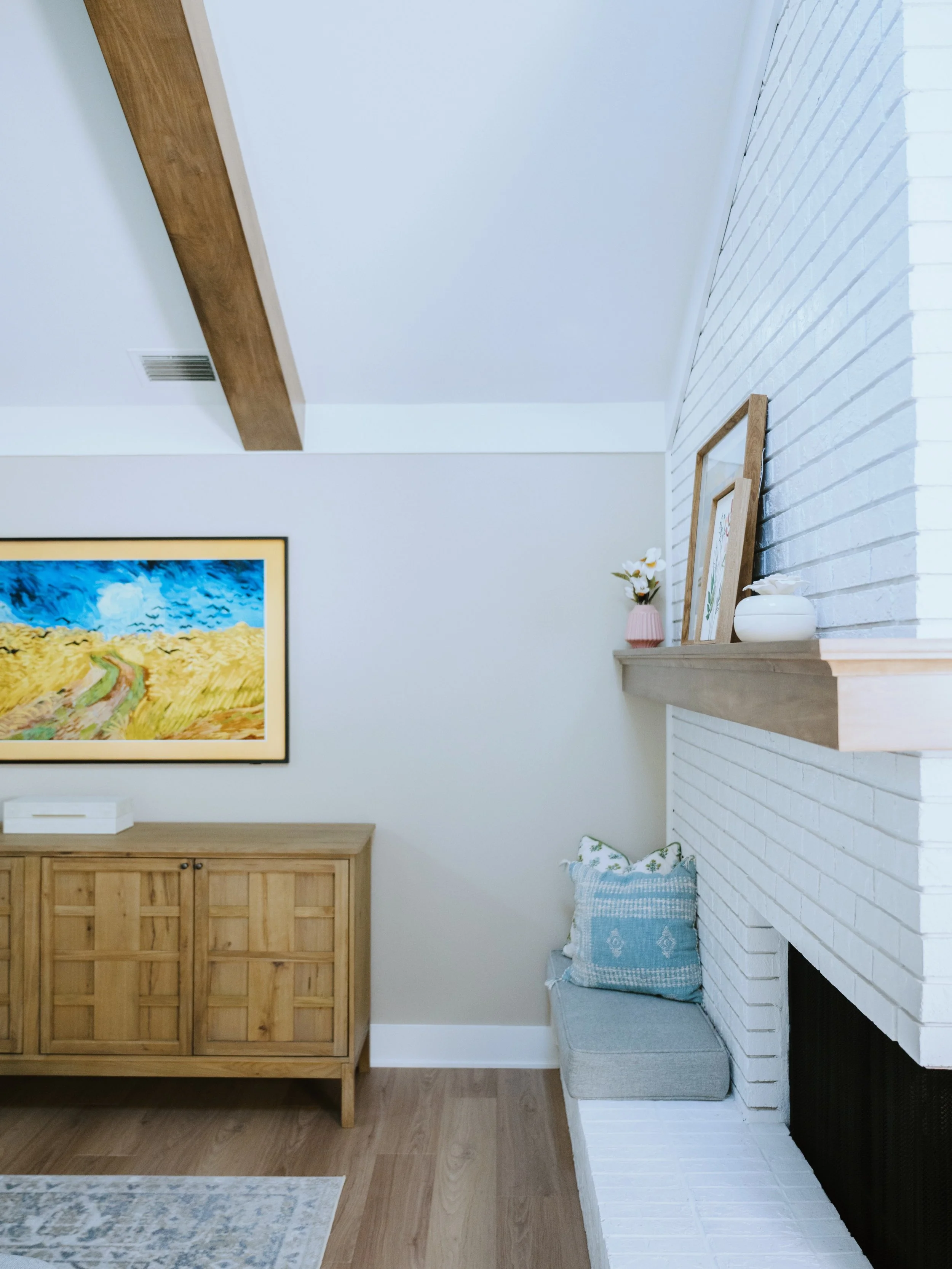 Your fireplace doesn&rsquo;t have to be grand to become the heart of the home. ✨

This little corner almost got written off when our clients purchased the house because believe it or not&hellip; people were turning the home down because of the firepl