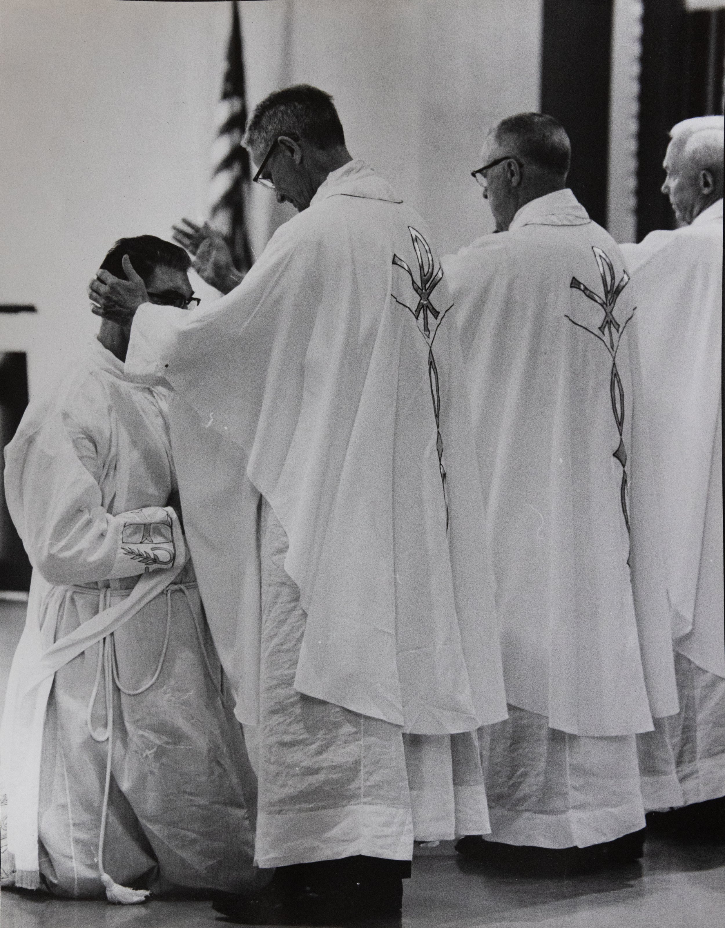 Fr. Matthew Ordination-25.jpg