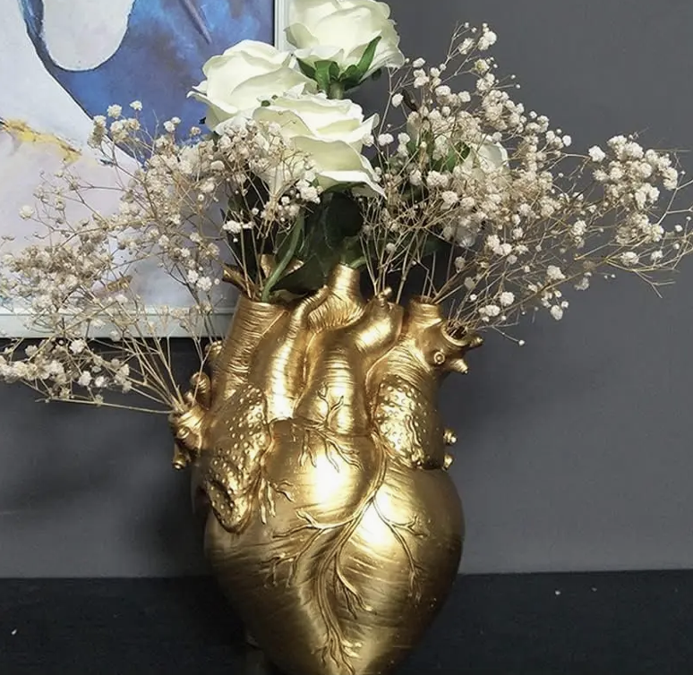 Heart-Shaped Resin Flower Vases
