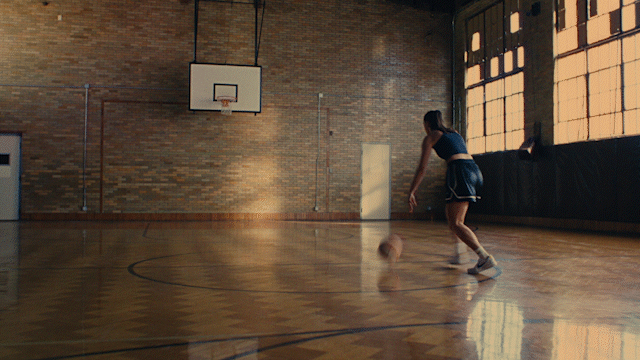 caitlin clark-gif.gif