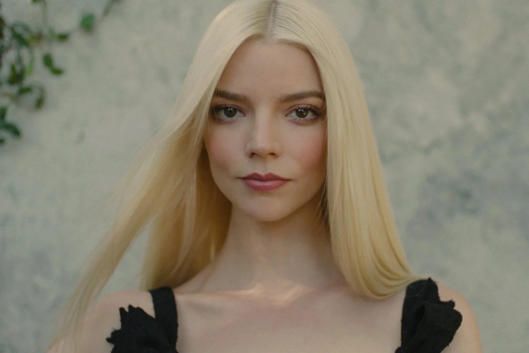 Elle x Anya Taylor-Joy