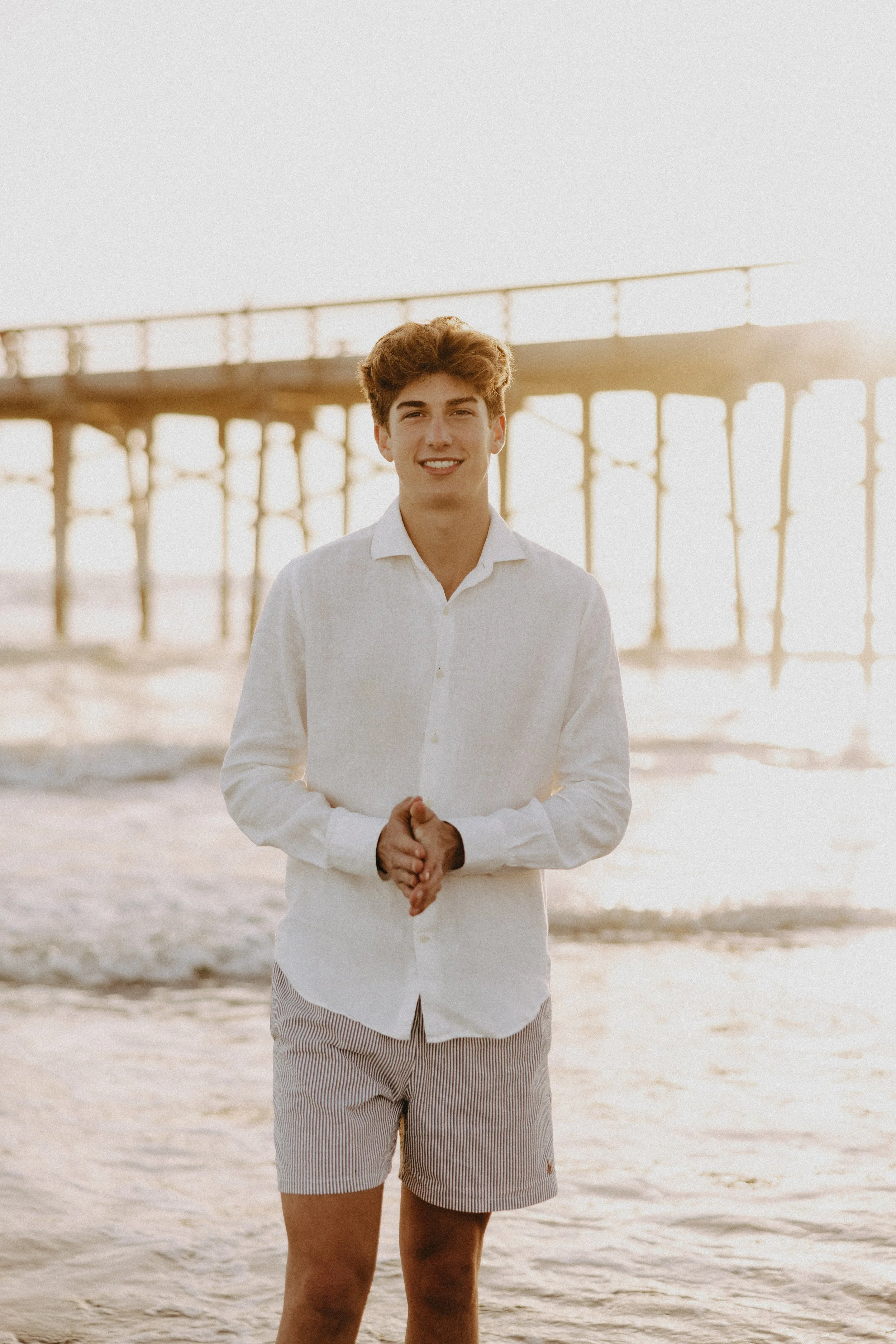  classic guy beach senior pictures 