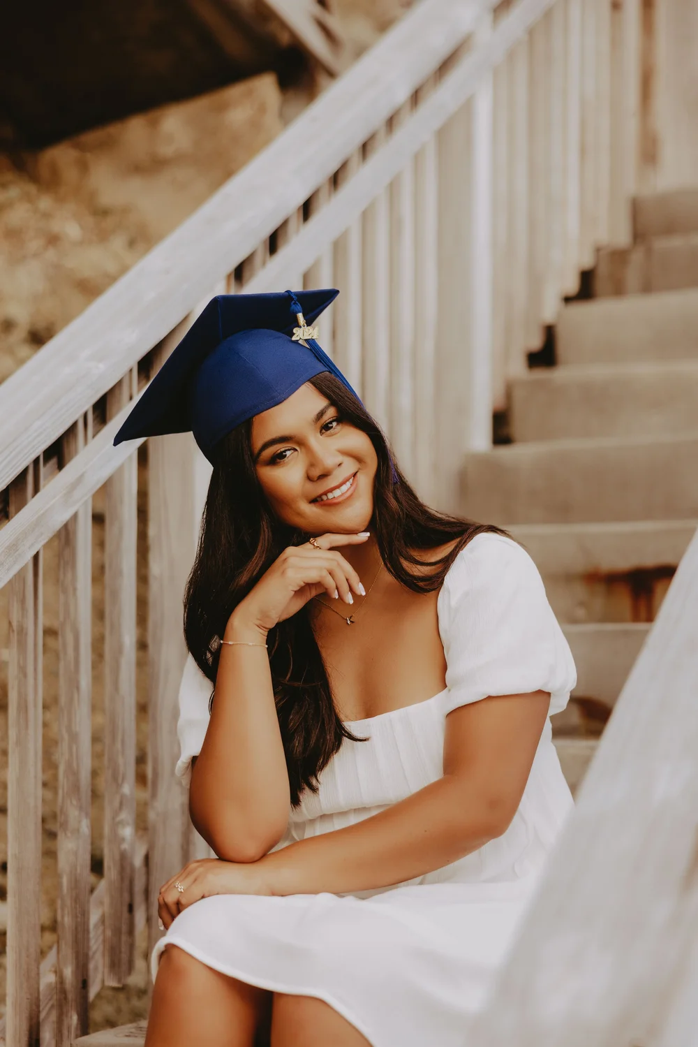  cap and gown senior pictures 