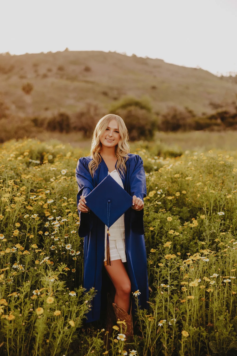  graduation cap senior pictures 