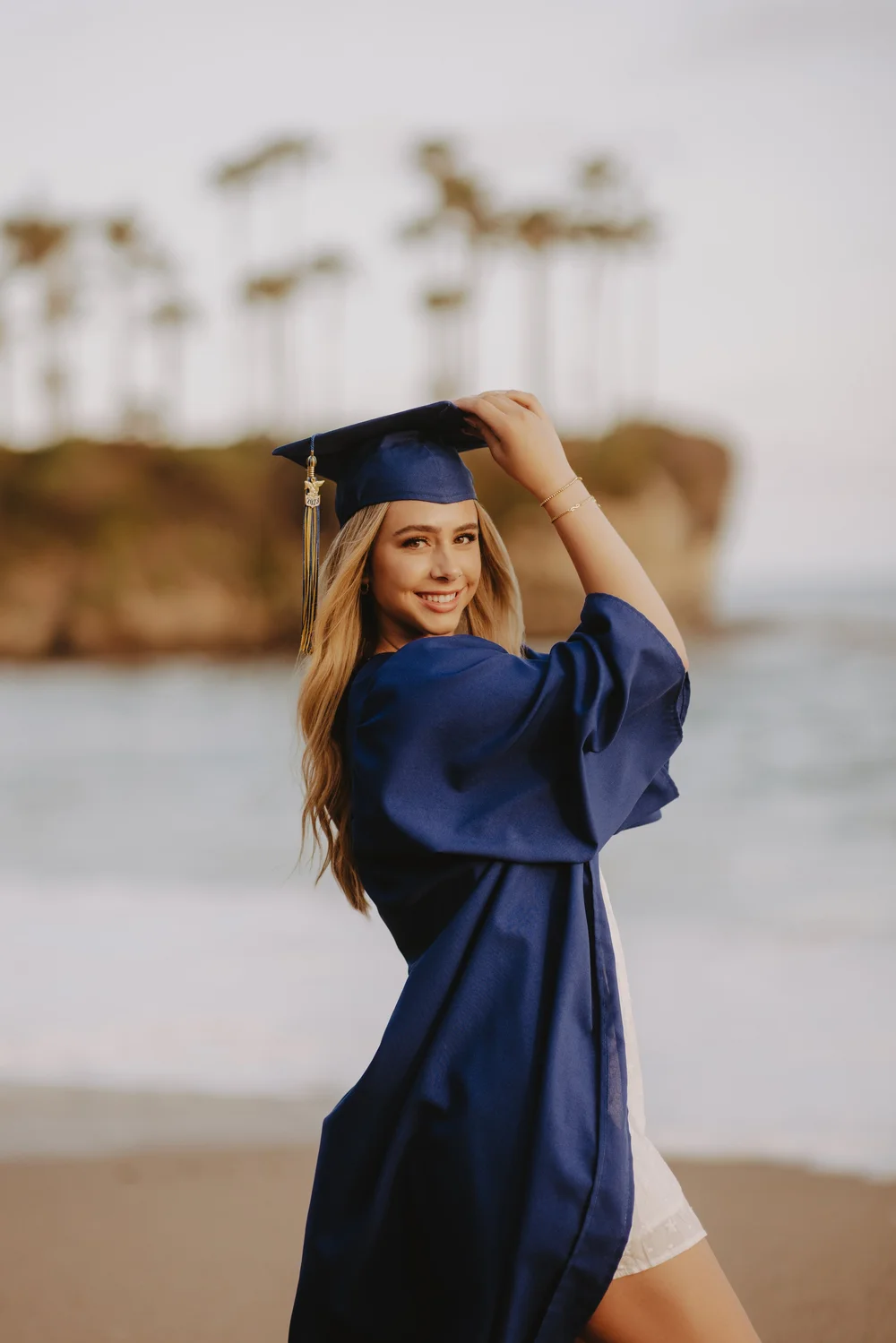  blue cap and gown senior pictures 