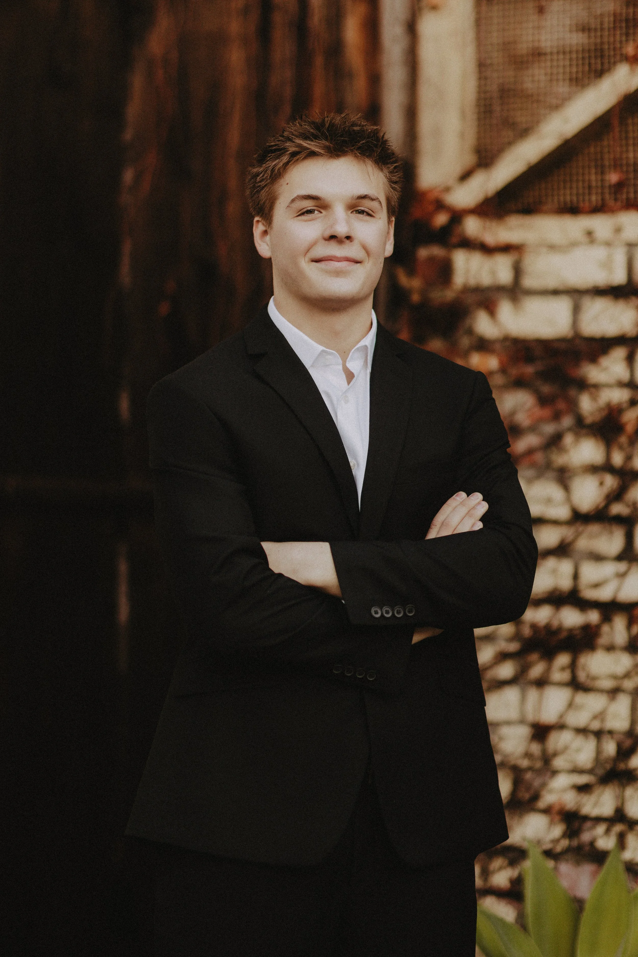  senior picture ideas for guys 