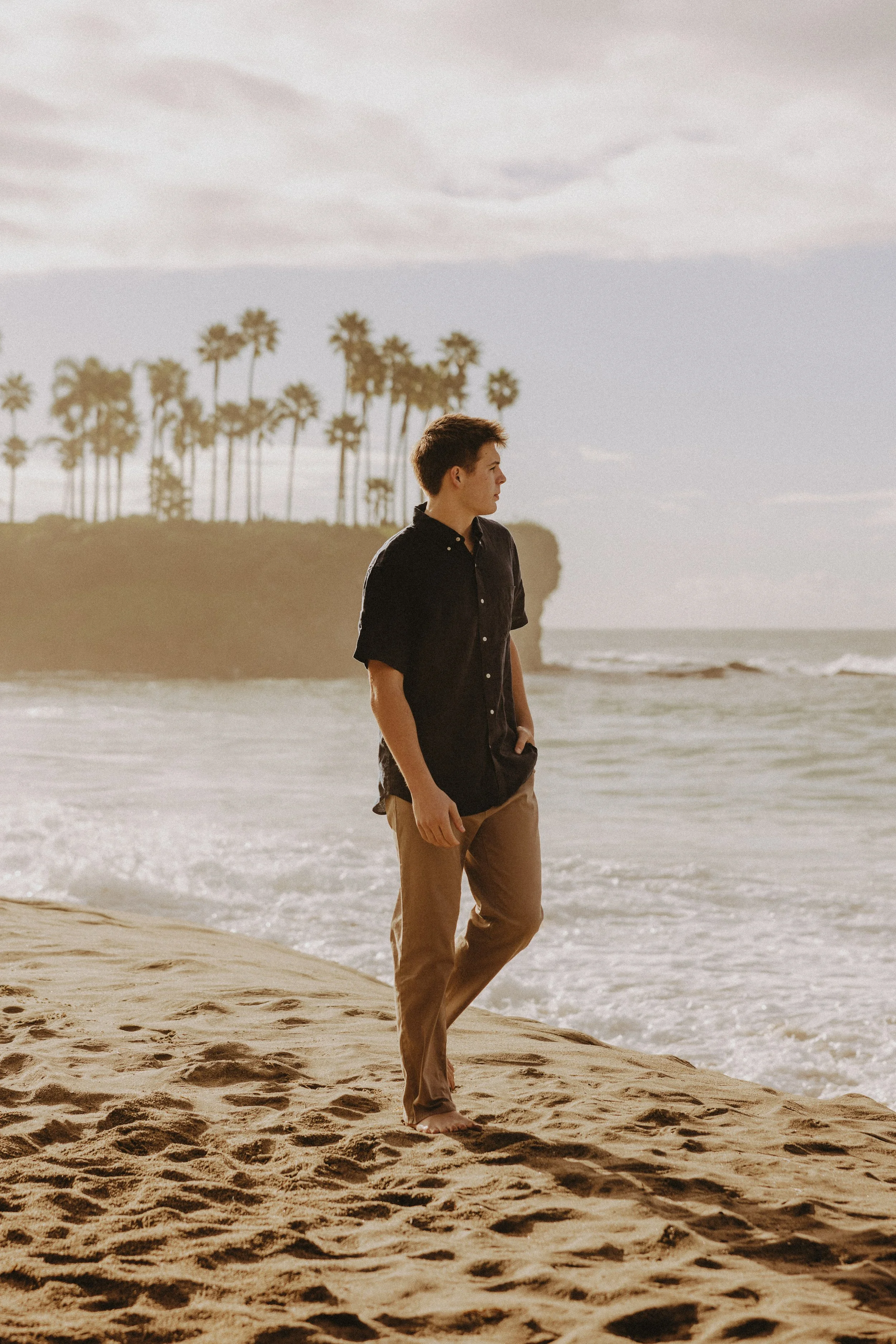  beach senior picture ideas for guys 