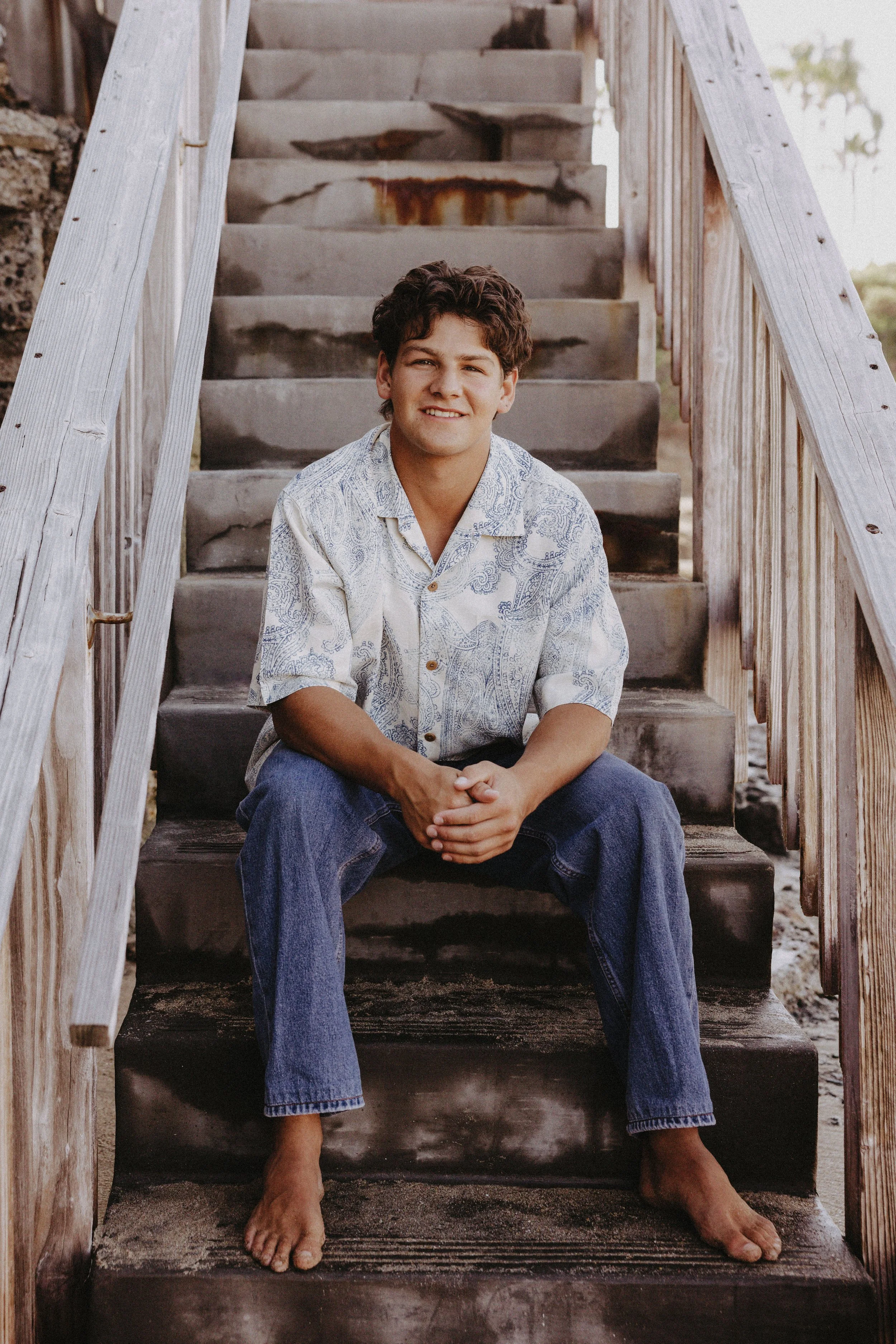  casual senior photos for guys 