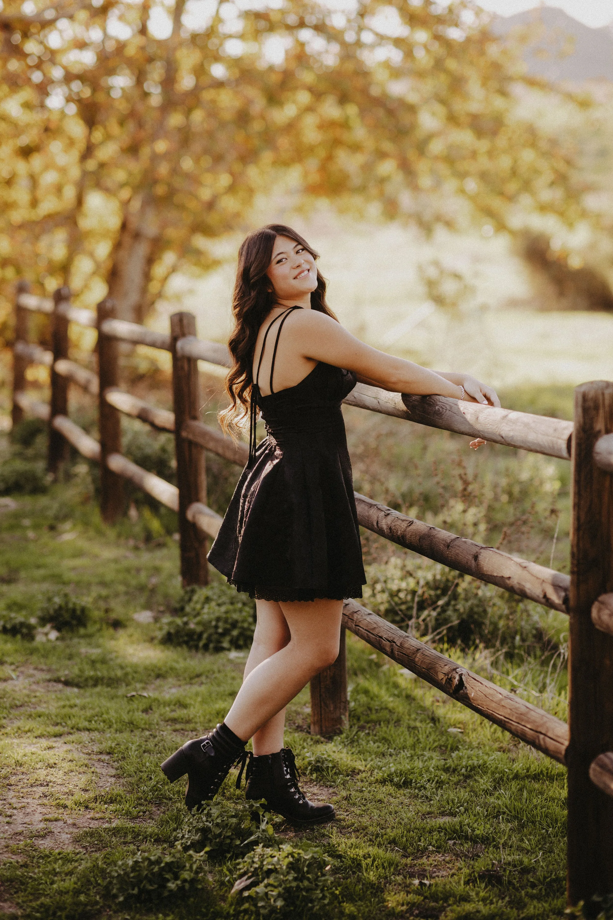  black senior photo outfits accessories 