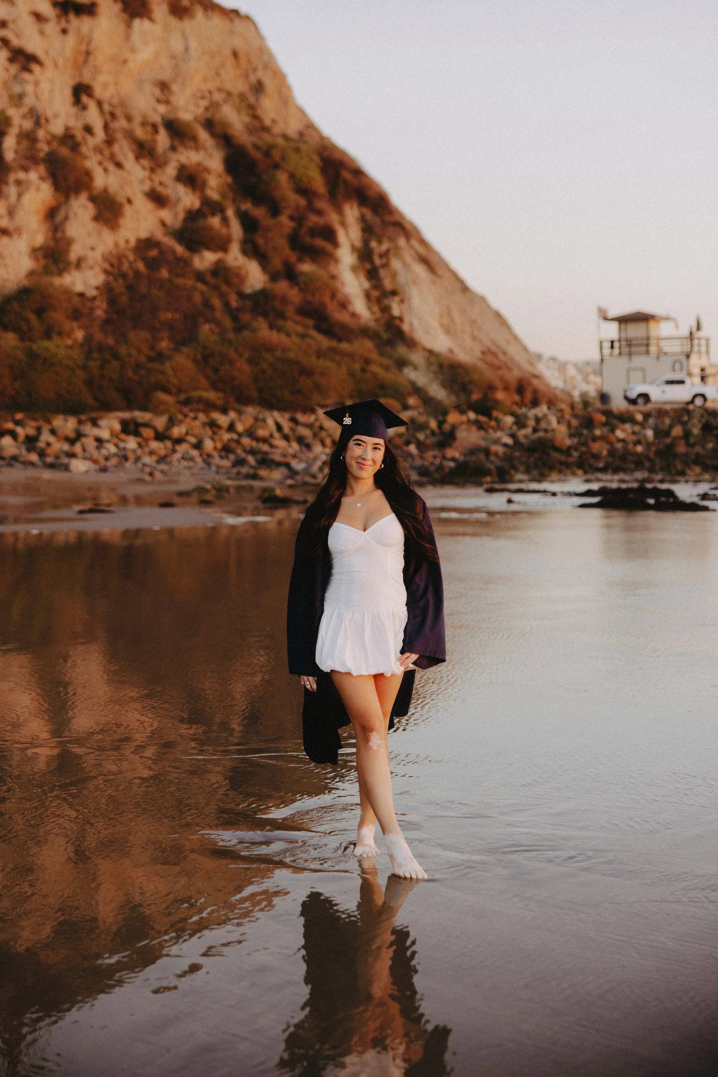  cap and gown senior pictures 