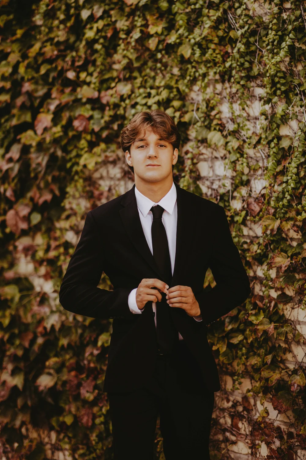  guy senior photo outfits suit 