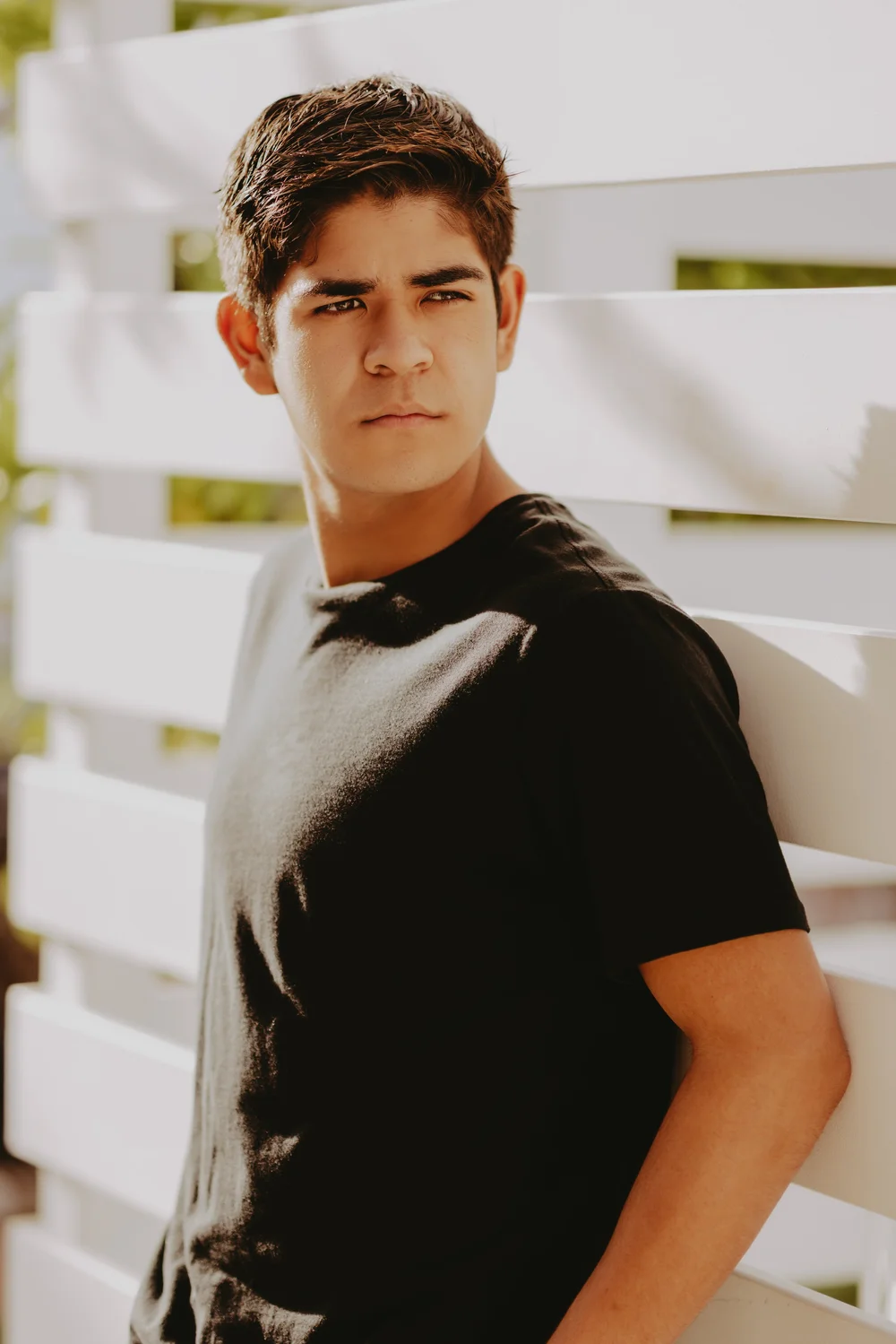  classic guy senior photo outfits 