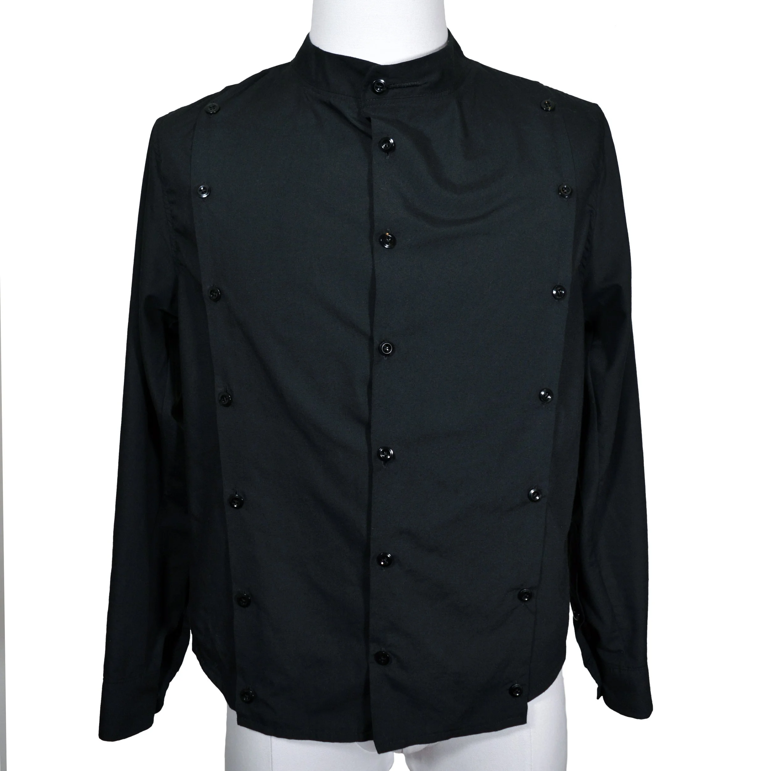 SHIRT3closedMANNEQUIN.jpg