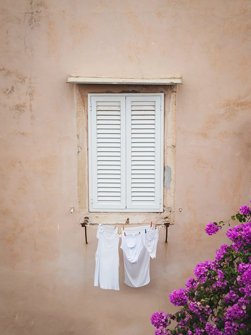 CLOTHESLINE