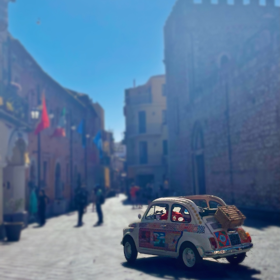 Dreamy Napoli, Photographed by Audrey Creighton (2025)