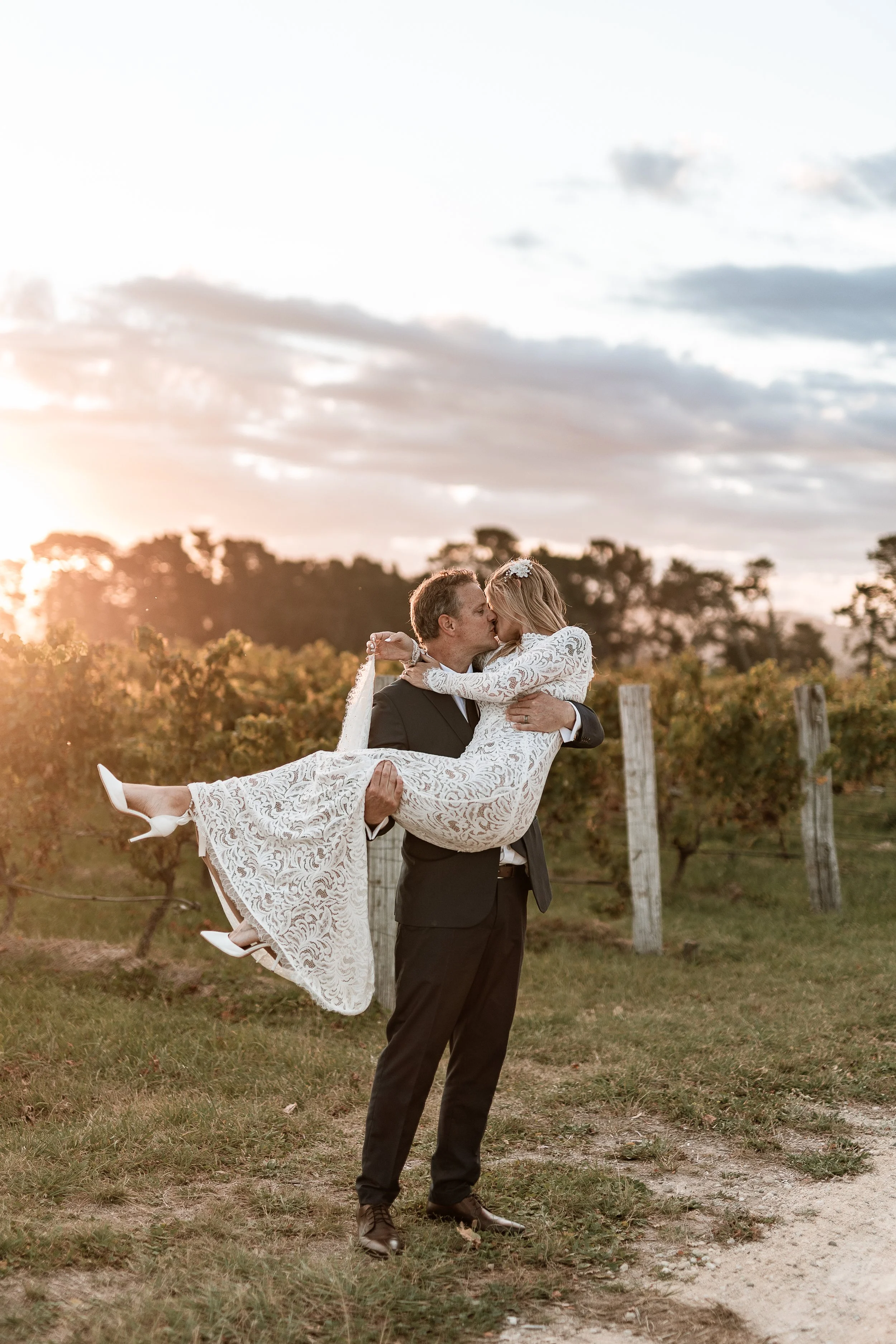 Grant and Chantal - Sneak Peaks -35.jpg