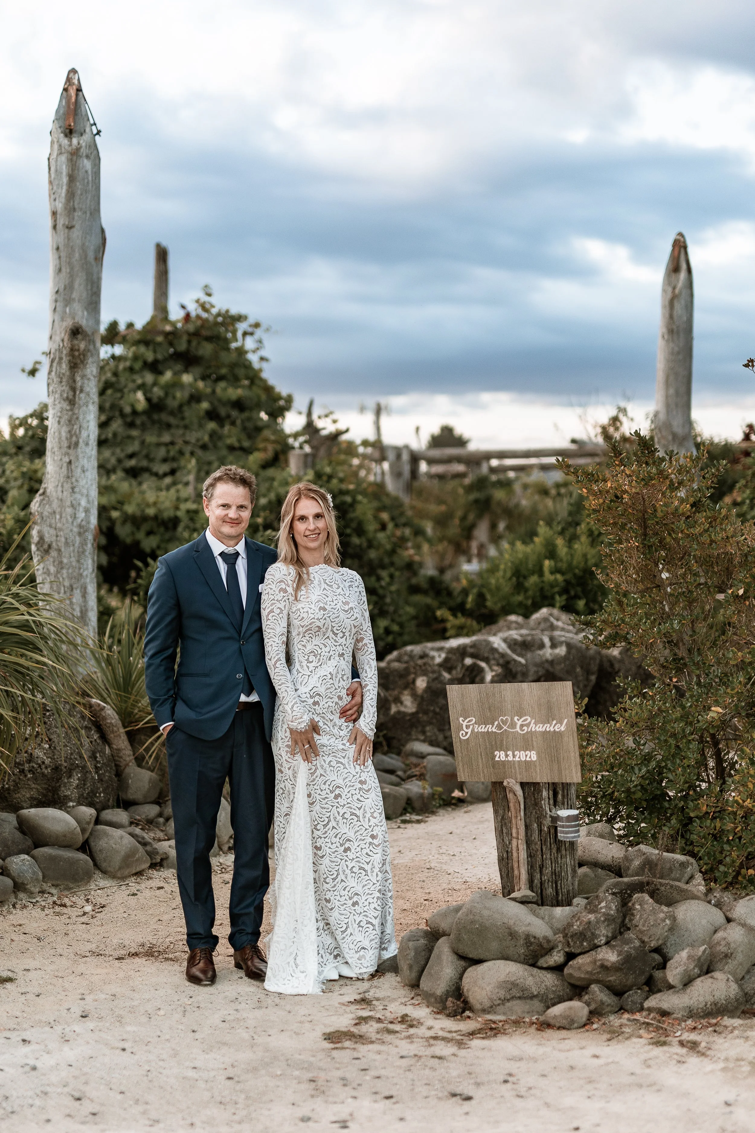 Grant and Chantal - Sneak Peaks -36.jpg