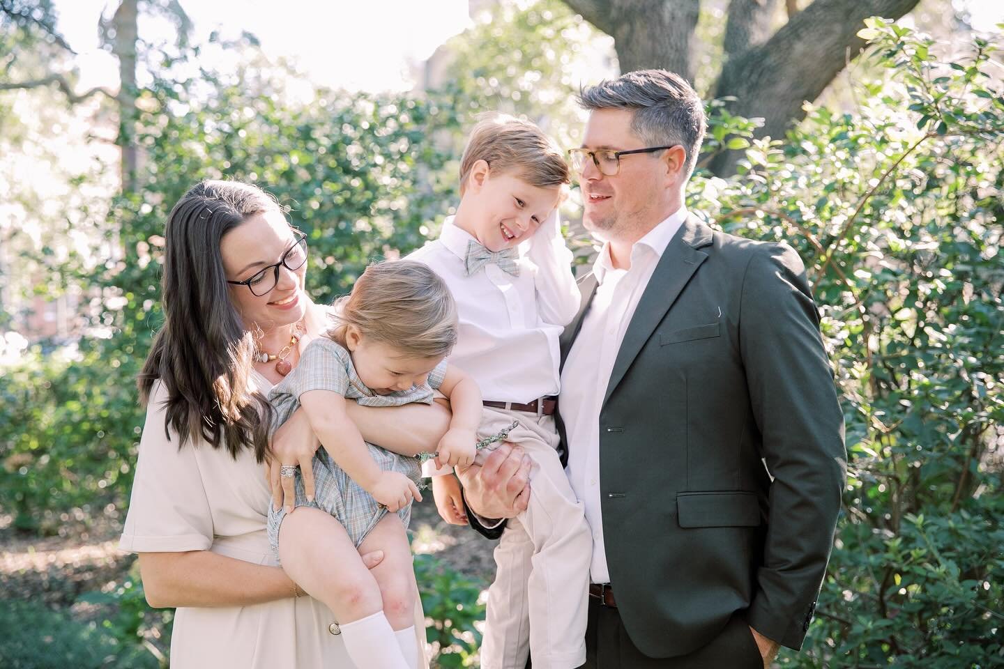The Allen Family 🤍

I opened a second day of mini sessions on Nov 17! Use the link in my bio and in stories to sign up now! Hope to see you there!