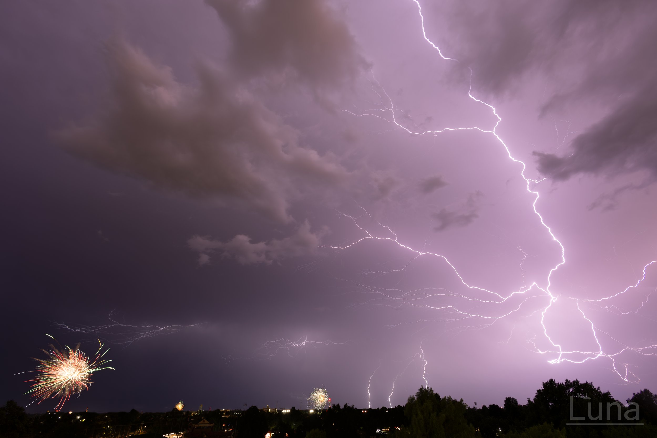 Lightning Firework.jpg