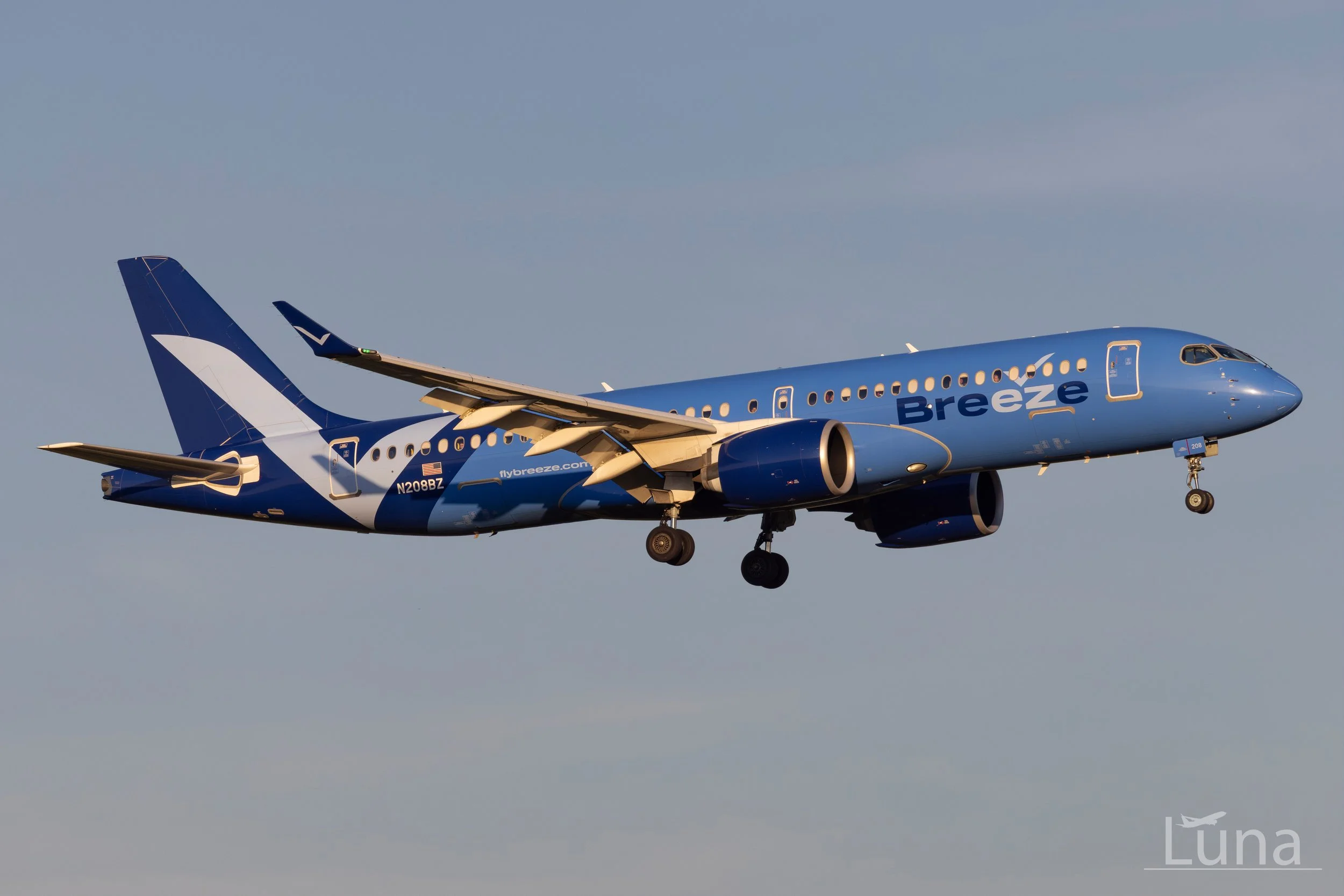 Breeze A220.jpg