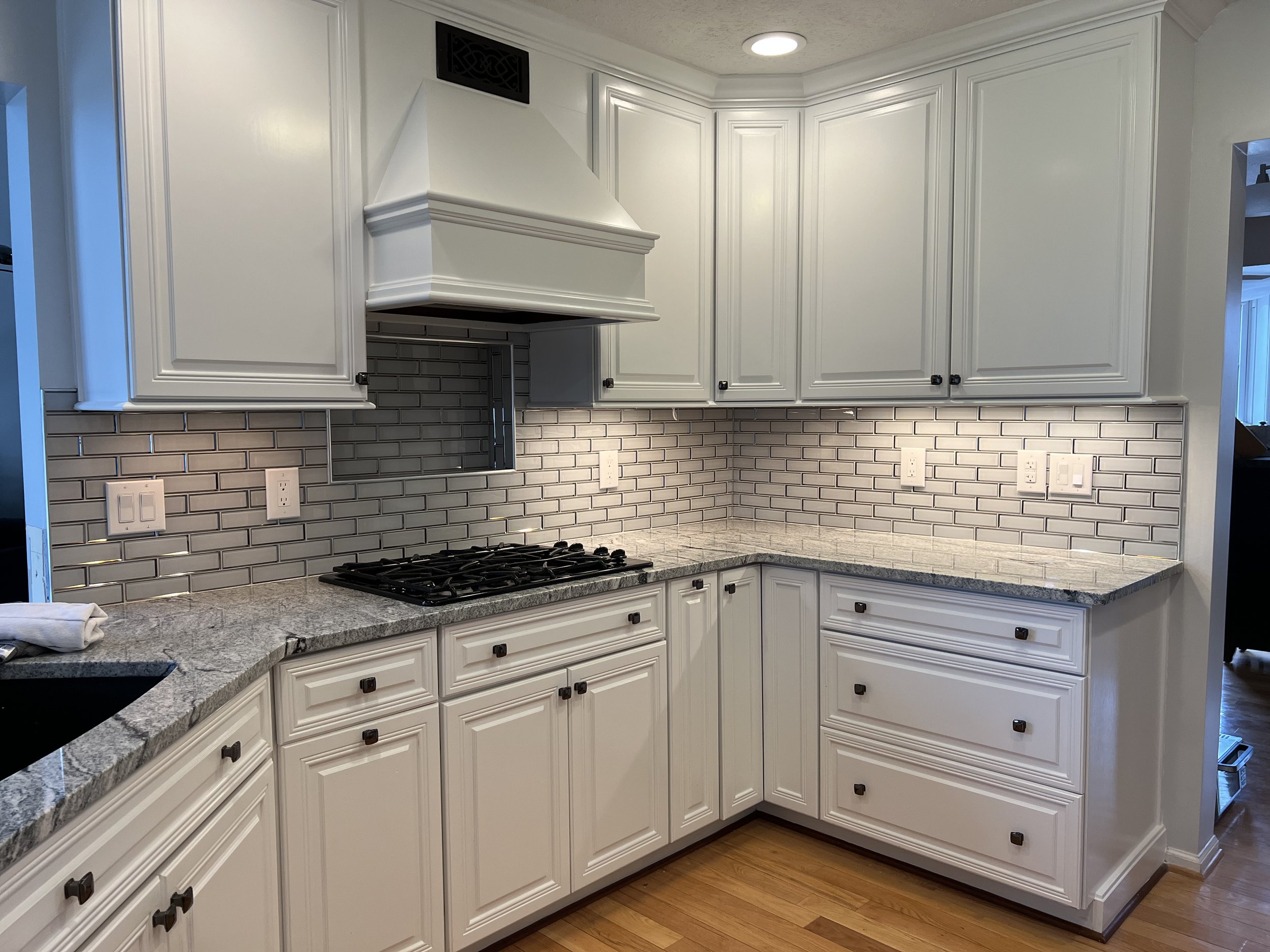Danniele Kitchen.jpg