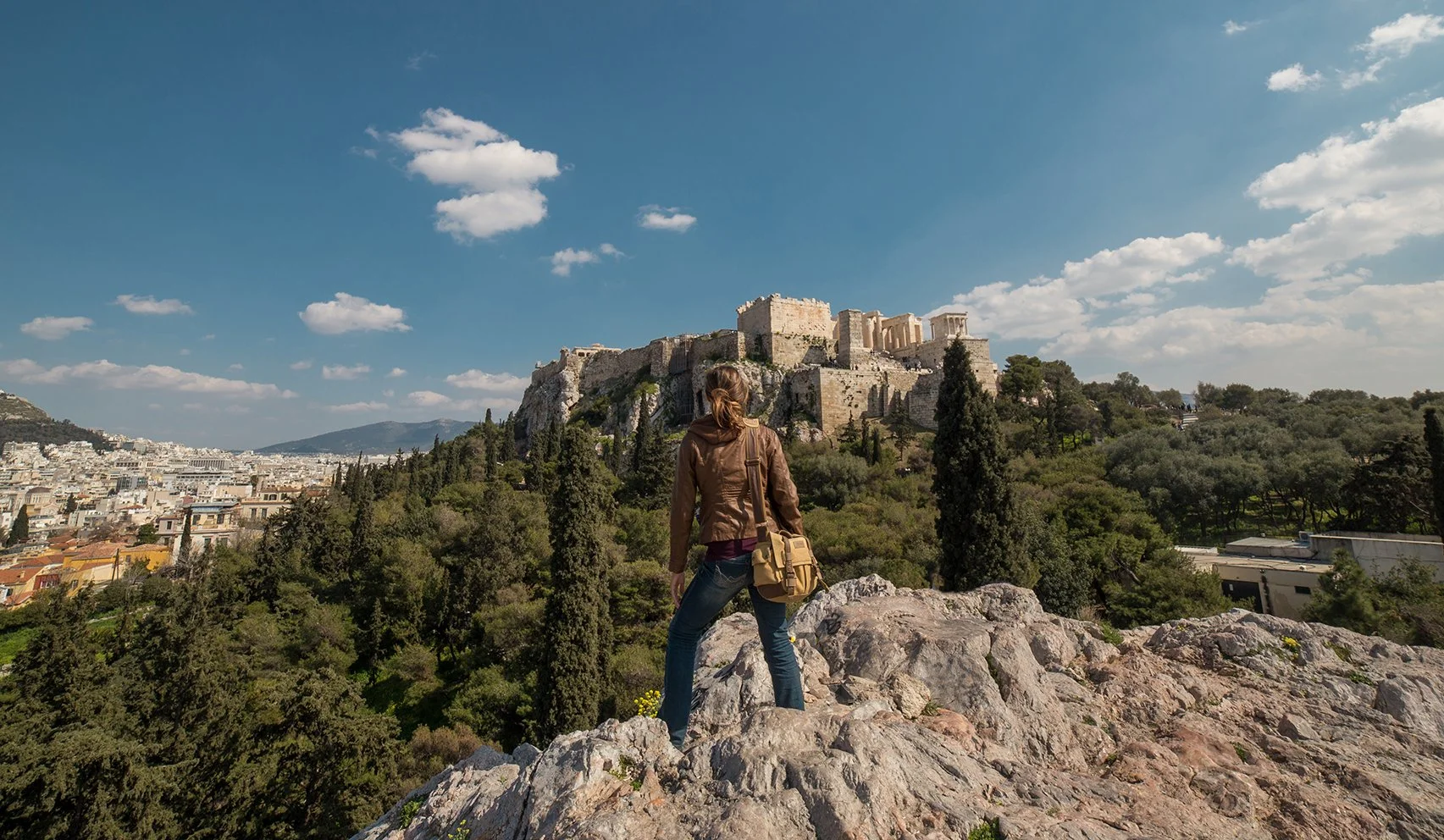 RVing and Backpacking both offers adventure in nomad life