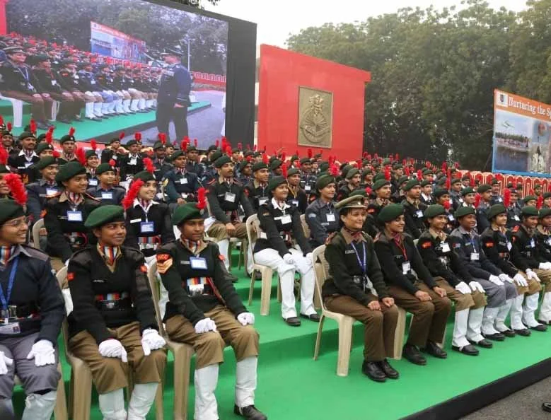 वायुसेनाध्यक्ष ने एनसीसी गणतंत्र दिवस शिविर का दौरा किया