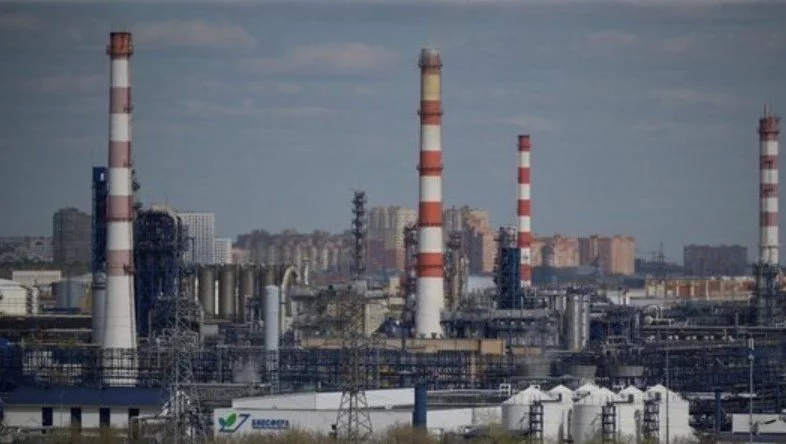Russia says US risks global energy instability with new sanctions