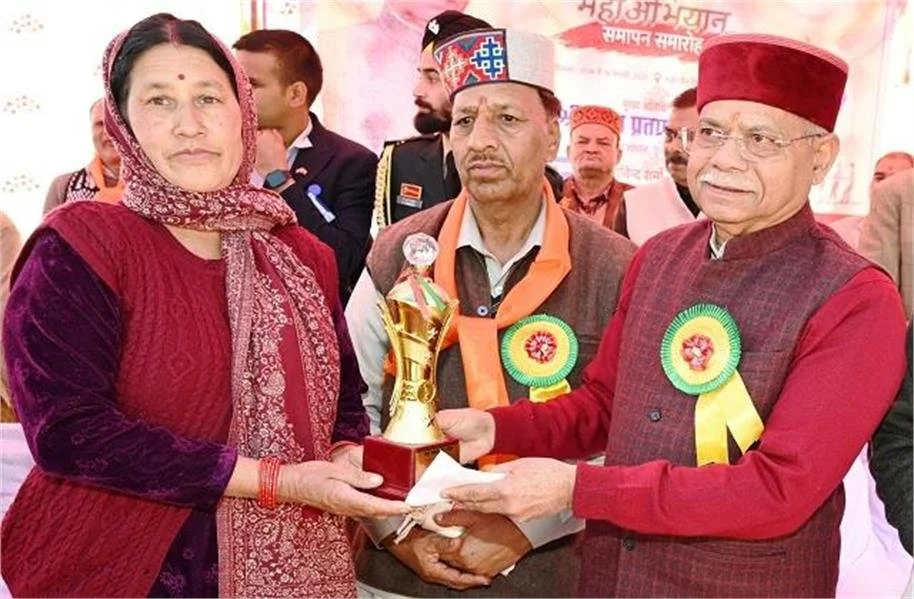 हिमाचल के राज्यपाल ने नशामुक्त हिमाचल के लिए सामूहिक प्रयासों का समर्थन किया