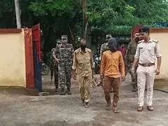 रेलवे सुरक्षा बल ने 2021 से अवैध प्रवास की रोकथाम के क्रम में 586 बांग्लादेशी और 318 रोहिंग्या को पकड़ा