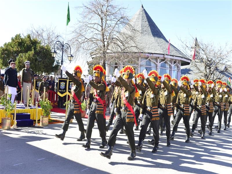 हिमाचल प्रदेश में गणतन्त्र दिवस हर्षोल्लास के साथ मनाया गया राज्यपाल ने रिज पर फहराया तिरंगा