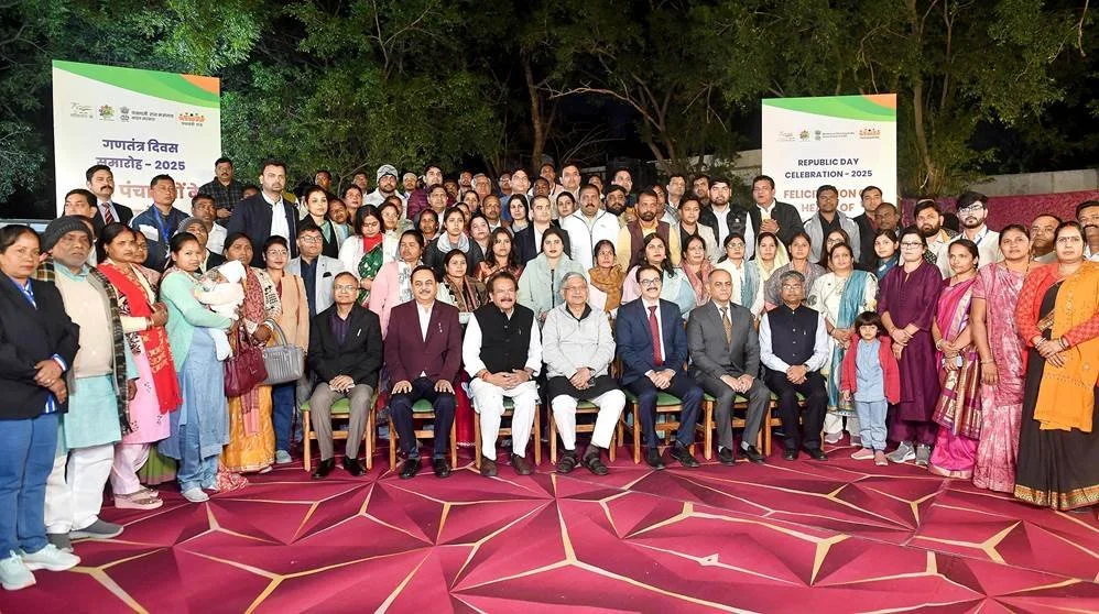 पंचायत प्रतिनिधियों ने नई दिल्ली के कर्तव्य पथ पर हुए 76वें गणतंत्र दिवस समारोह का आनंद लिया