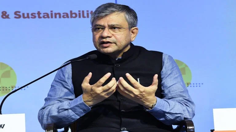 कैबिनेट ने 16300 करोड़ रुपये के खनिज मिशन को मंजूरी दी
