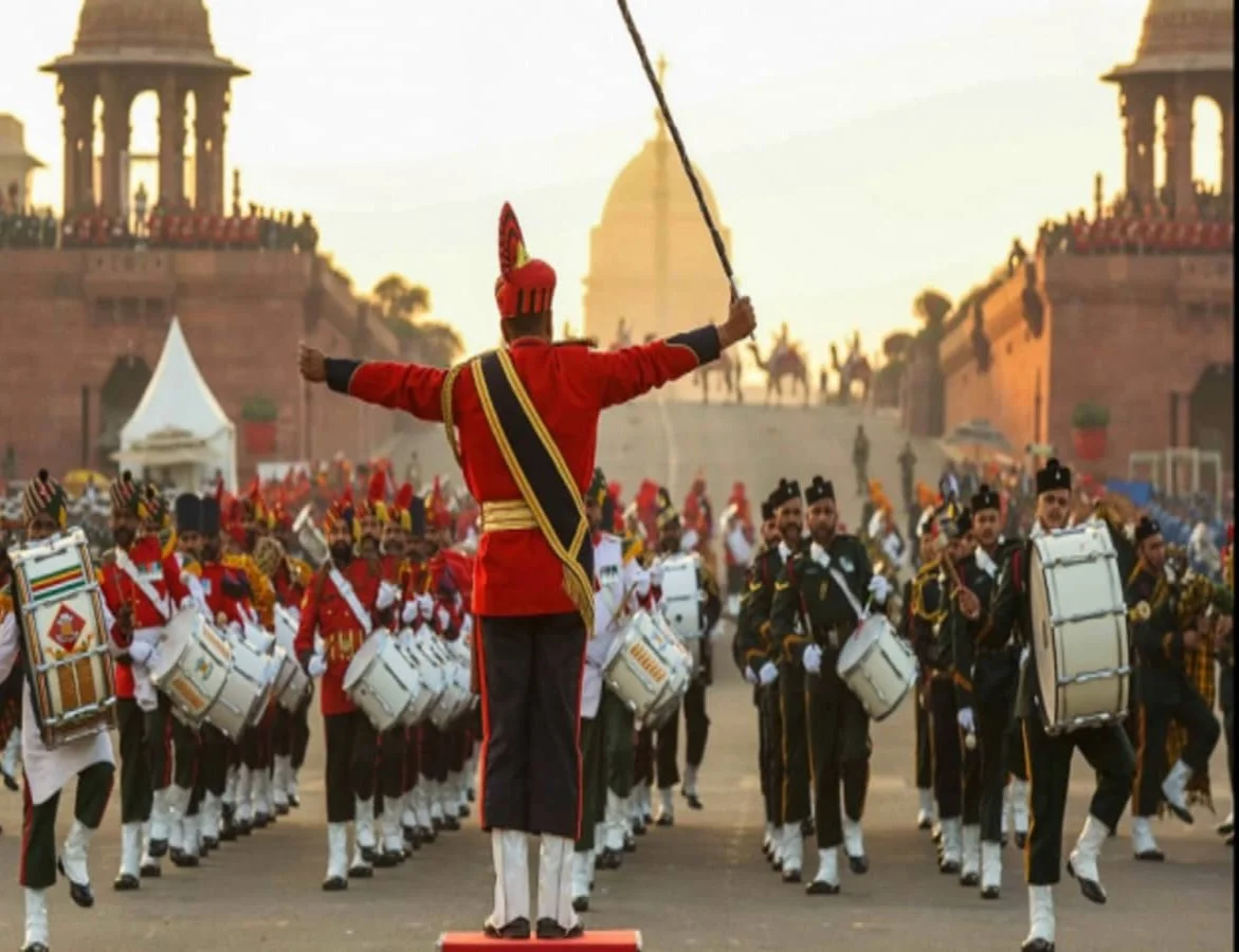 बीटिंग द रिट्रीट : मिलिट्री बैंडों की मधुर धुनों के साथ सम्पन्न हुआ गणतंत्र दिवस समारोह