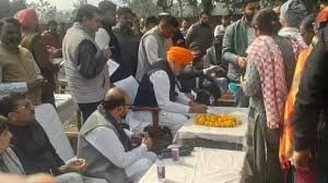 पीडब्ल्यूडी रेस्ट हाउस यमुनानगर में जनता दरबार लगाकर कृषि एवं किसान कल्याण मंत्री श्याम सिंह राणा ने लोगों की सुनी समस्याएं