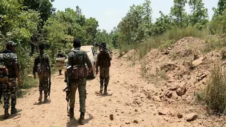 छत्तीसगढ़ में बड़ा एनकाउंटर, सुरक्षाबलों के साथ मुठभेड़ में आठ नक्सली ढे़र