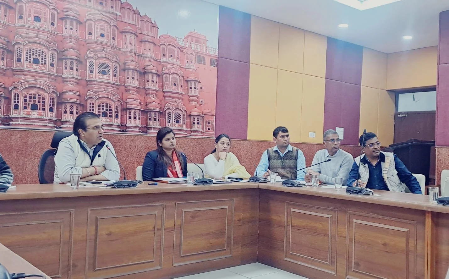 किसान रजिस्ट्री शिविर में प्रत्येक किसान का रजिस्ट्रेशन हो सुनिश्चित - जिला कलक्टर डॉ. जितेन्द्र कुमार सोनी ने अधिकारियों को दिये दिशा निर्देश