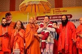 प्रयागराज महाकुंभ में समान नागरिक संहिता की चर्चा, संतों के समागम में मुख्यमंत्री पुष्कर सिंह धामी का हुआ सम्मान