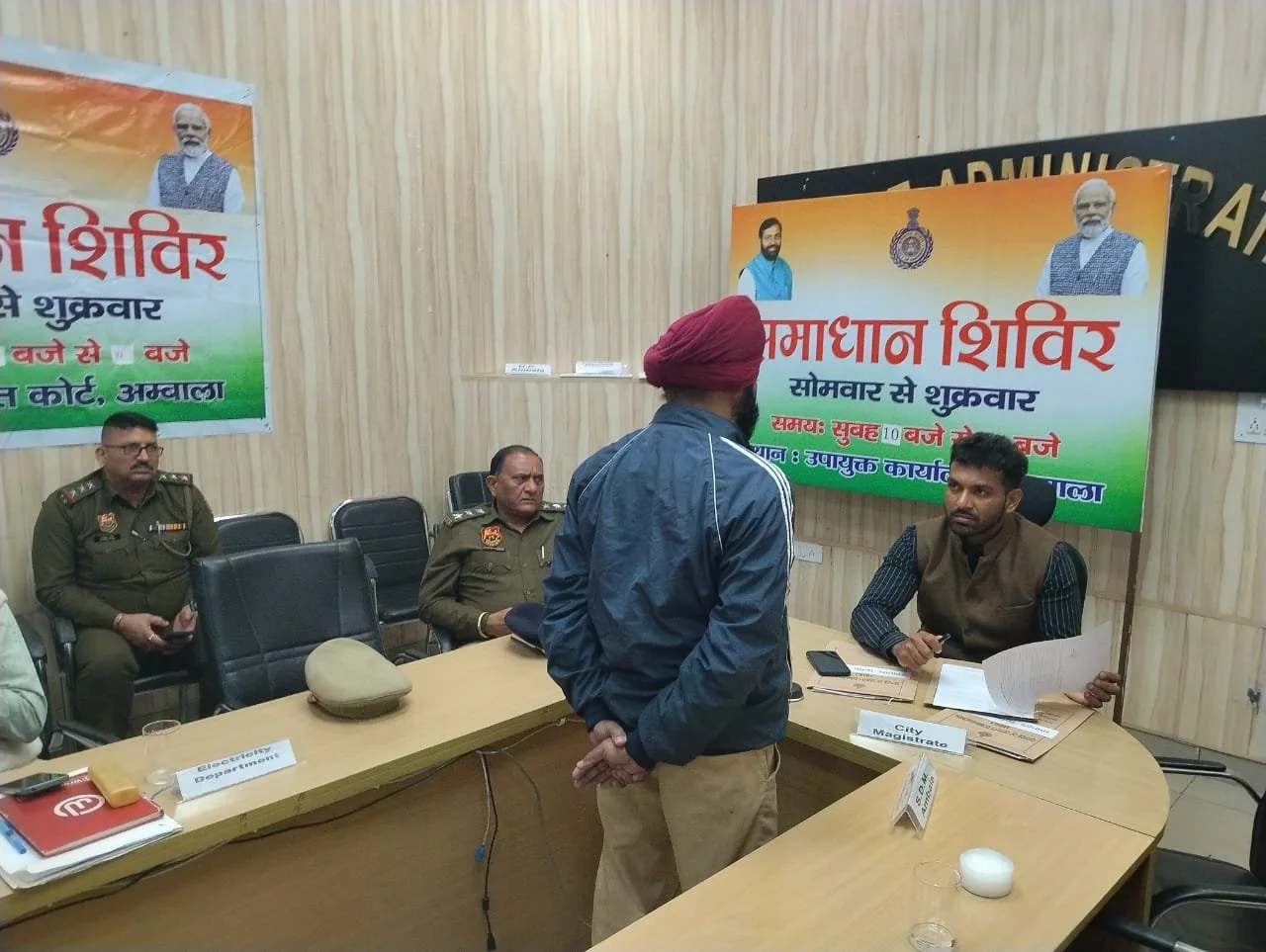 समाधान शिविर में प्रत्येक शिकायतकर्ता कि समस्या को गंभीरता से ले और तत्परता से उसका समाधान करवाना सुनिश्चित करें: नगराधीश अभिषेक गर्ग 