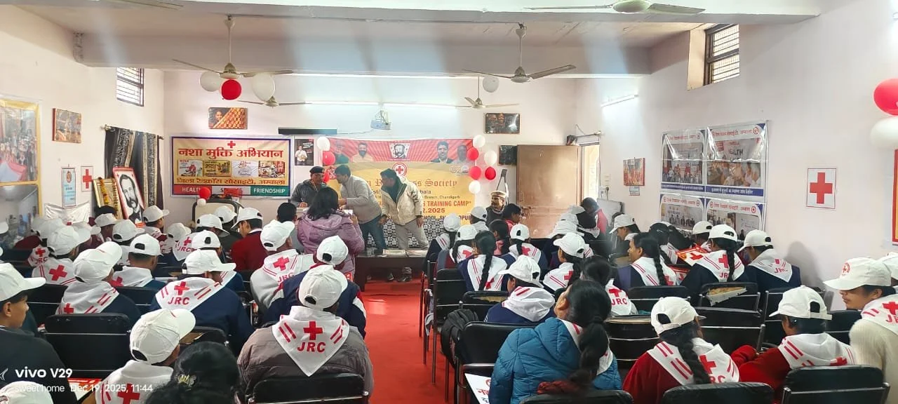 awarness sho traffic and red cross society.jfif