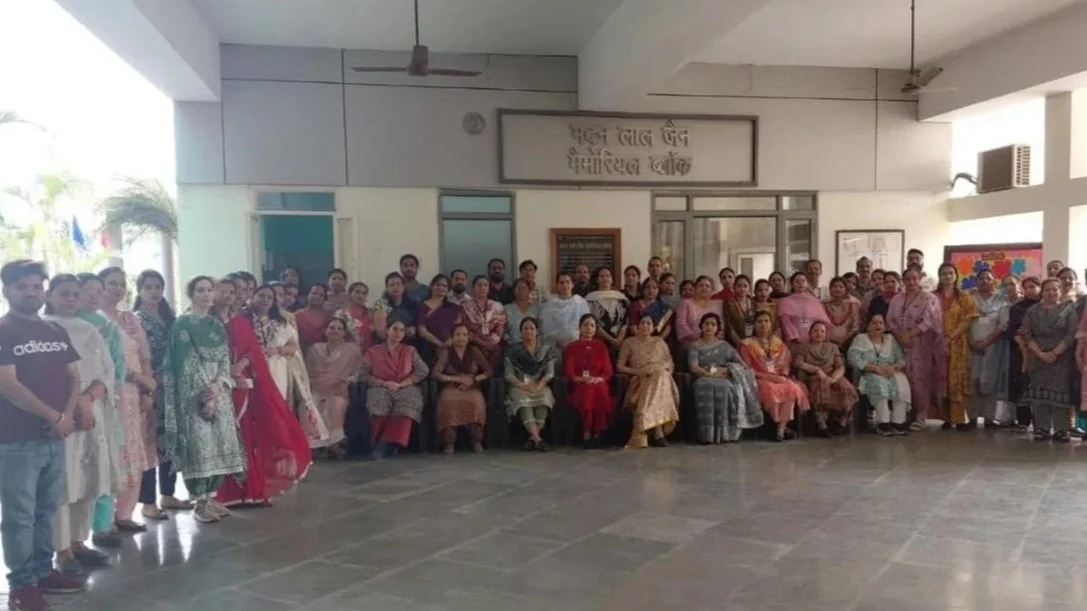 Related Video Item Thumbnail