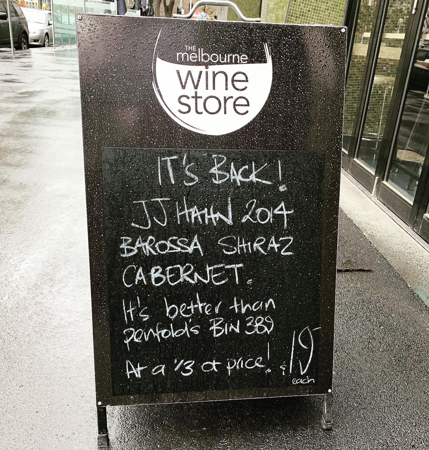 Hard to beat this BARGAIN @melbournewinestore for our Melbourne wine friends! .
.
.
#jjhahn #shiraz #cabernet #redwine #redblends #wine #winestore #melbourne #barossawine #sawine #winelover #winestagram