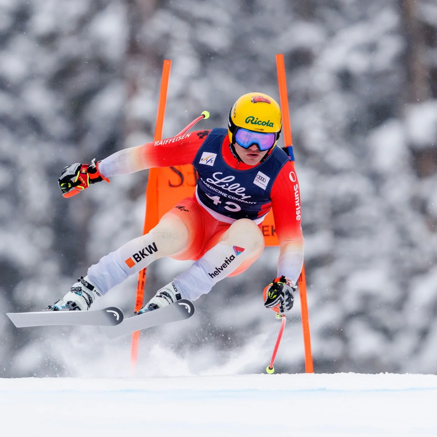 Sadly my @ricola_ch helmet didn&lsquo;t really attract the other shiny thing in the sky☀️🌫️ Taking the positives and move on!

Racing is fun tho - missed it🥰 Next stop Santa Caterina!🇮🇹

Congrats to @marcoodermatt who is once again showing how it