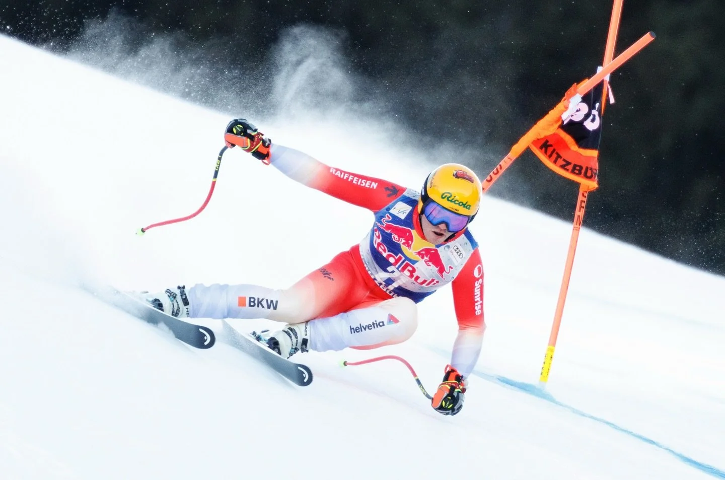 Kitz - what a place🫶🏼

Happy to take home some more points even if some costly mistakes at the bottom prevented a better result🤠 #p26 

Skiing feels really good at the moment and the &bdquo;Streif&ldquo; challenges you to ski your best anyway ;)
T